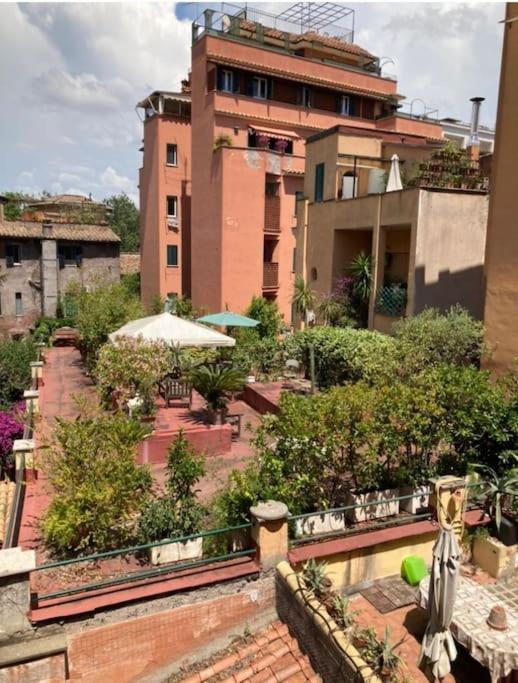 Scarpetta32 - Your Home In Trastevere روما المظهر الخارجي الصورة