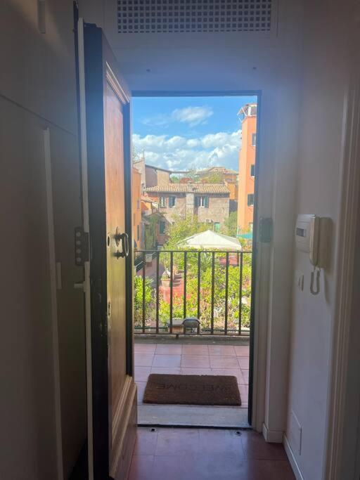 Scarpetta32 - Your Home In Trastevere روما المظهر الخارجي الصورة